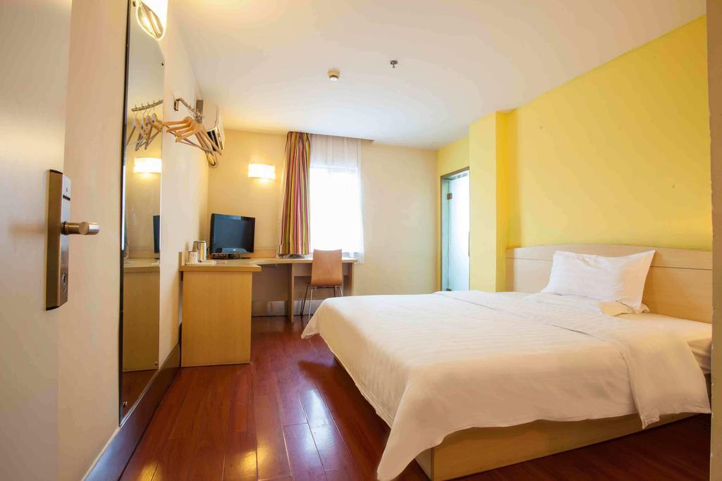 7 Days Inn Heze Mudan Road Branch Номер фото